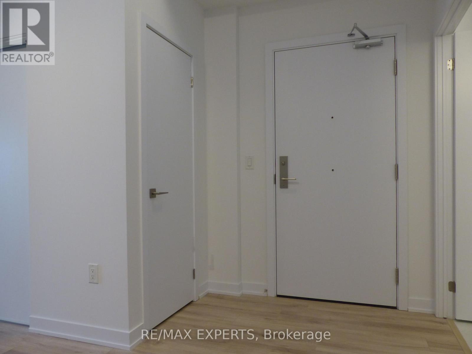 #517 -2433 DUFFERIN ST, #517
