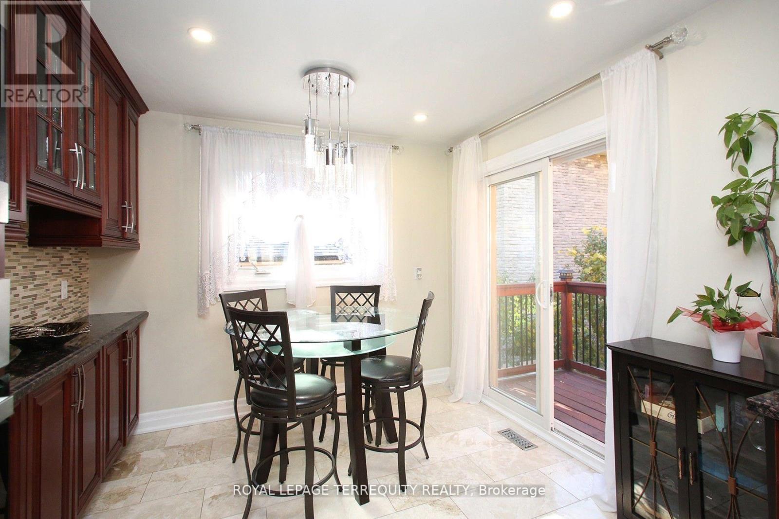 1436 GOLDMAR DR