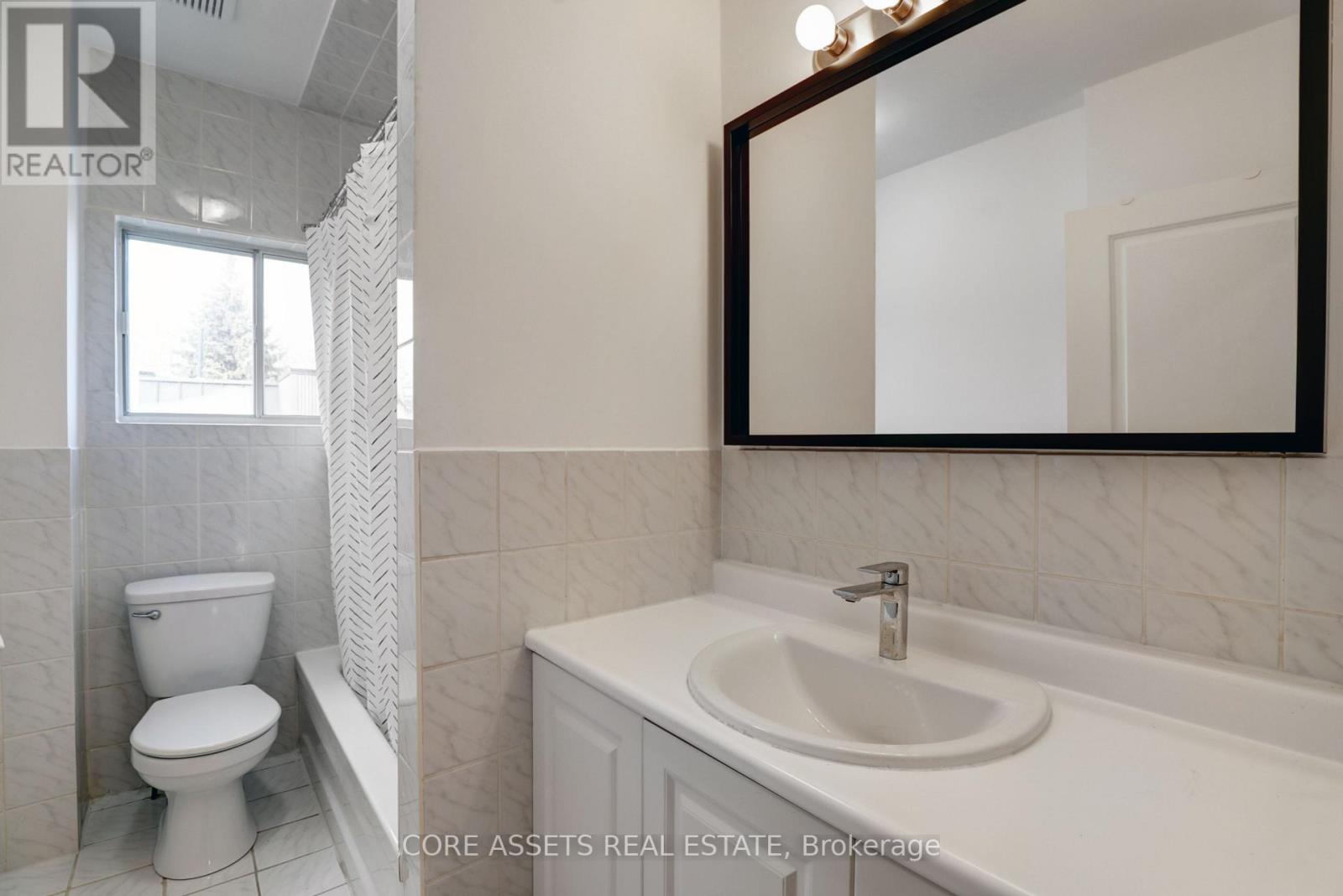 #MAIN -80 MARION ST, #Main