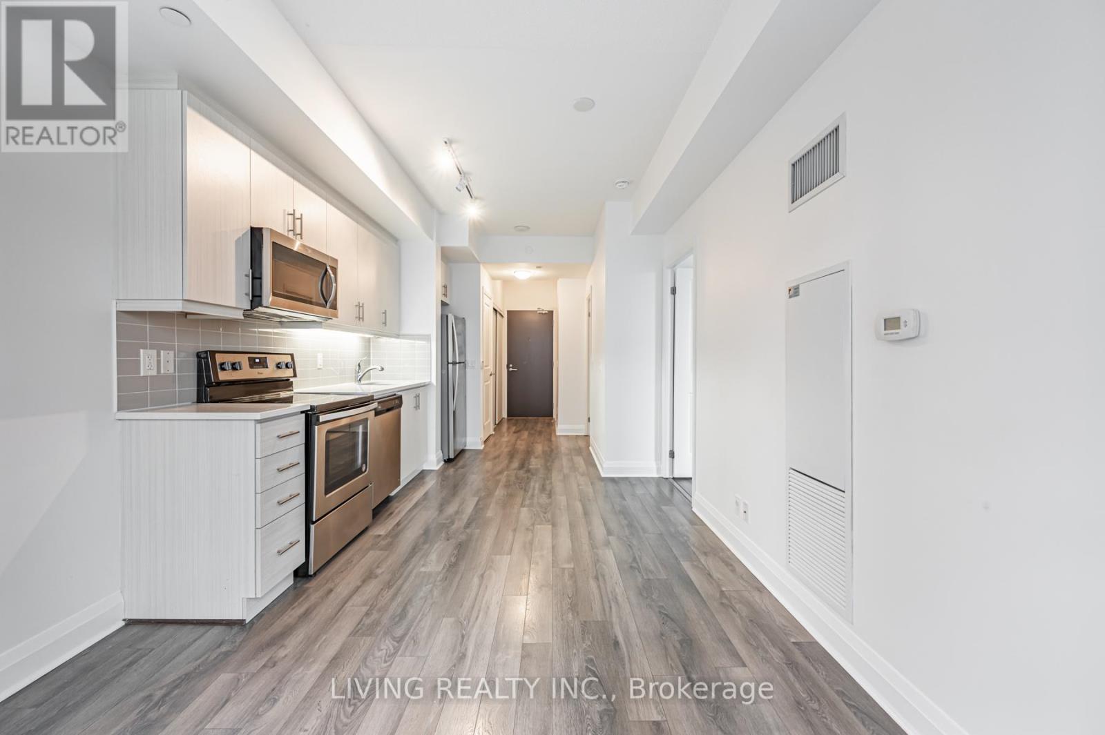 #510 -17 ZORRA ST, #510