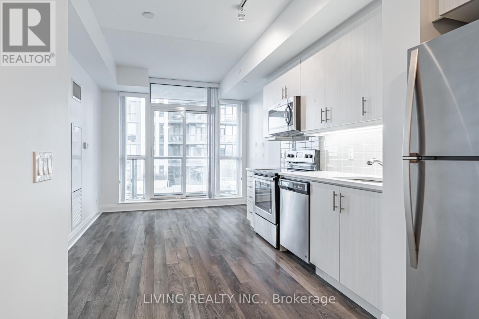 #510 -17 ZORRA ST, #510