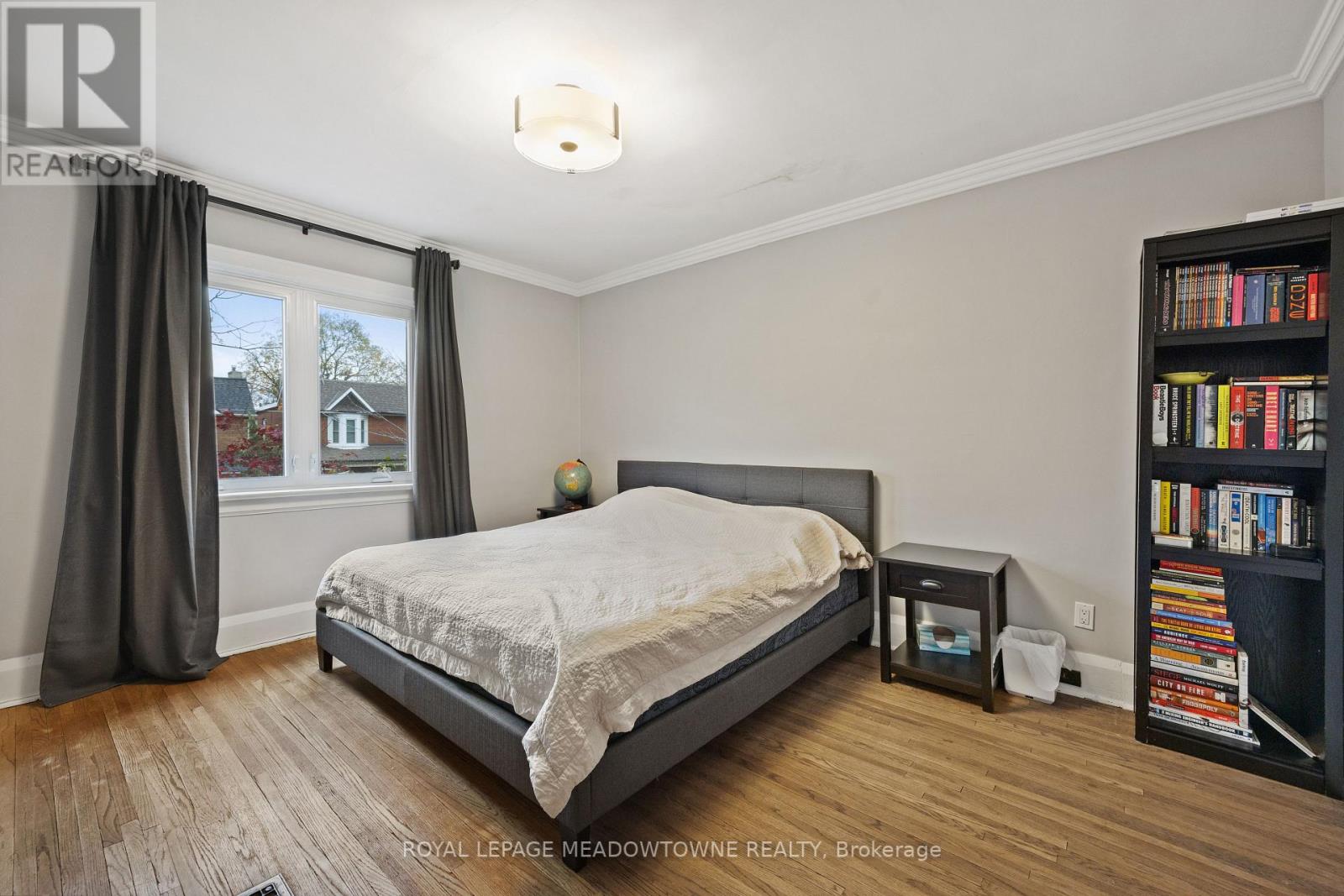 131 EVANS AVE