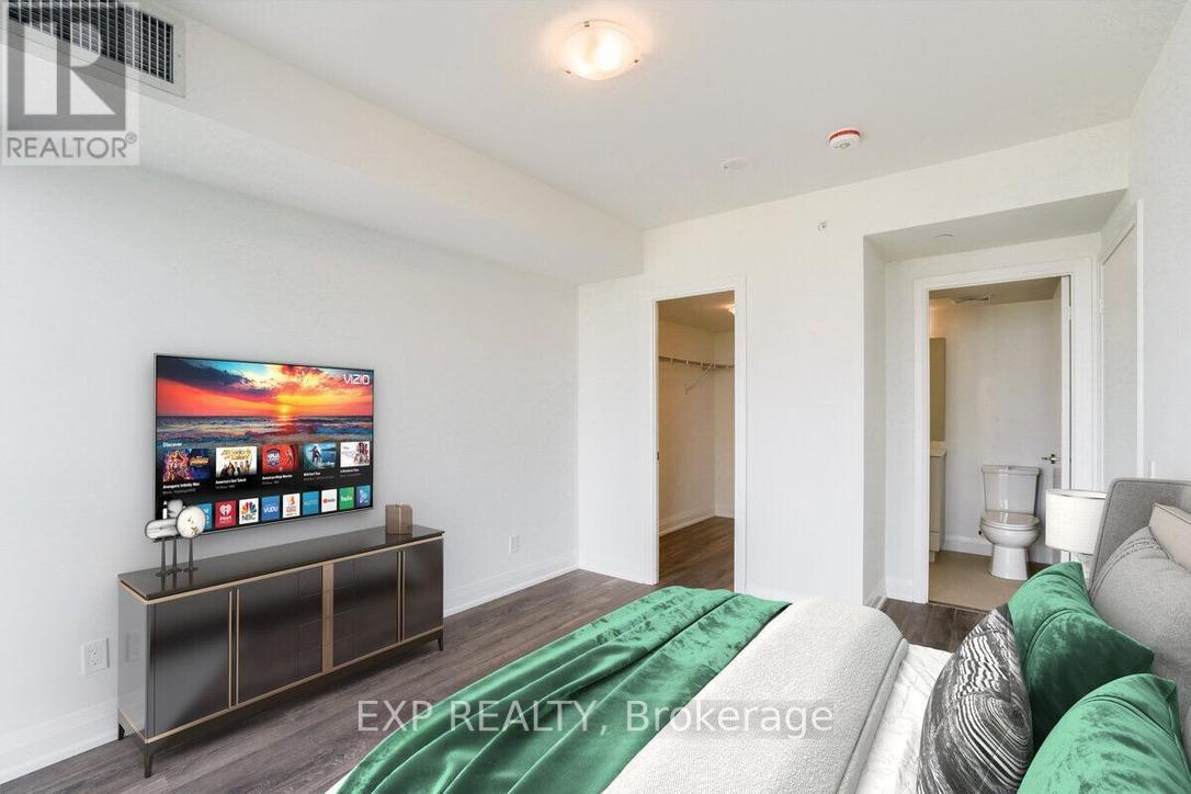 #704 -1461 LAWRENCE AVE W, #704