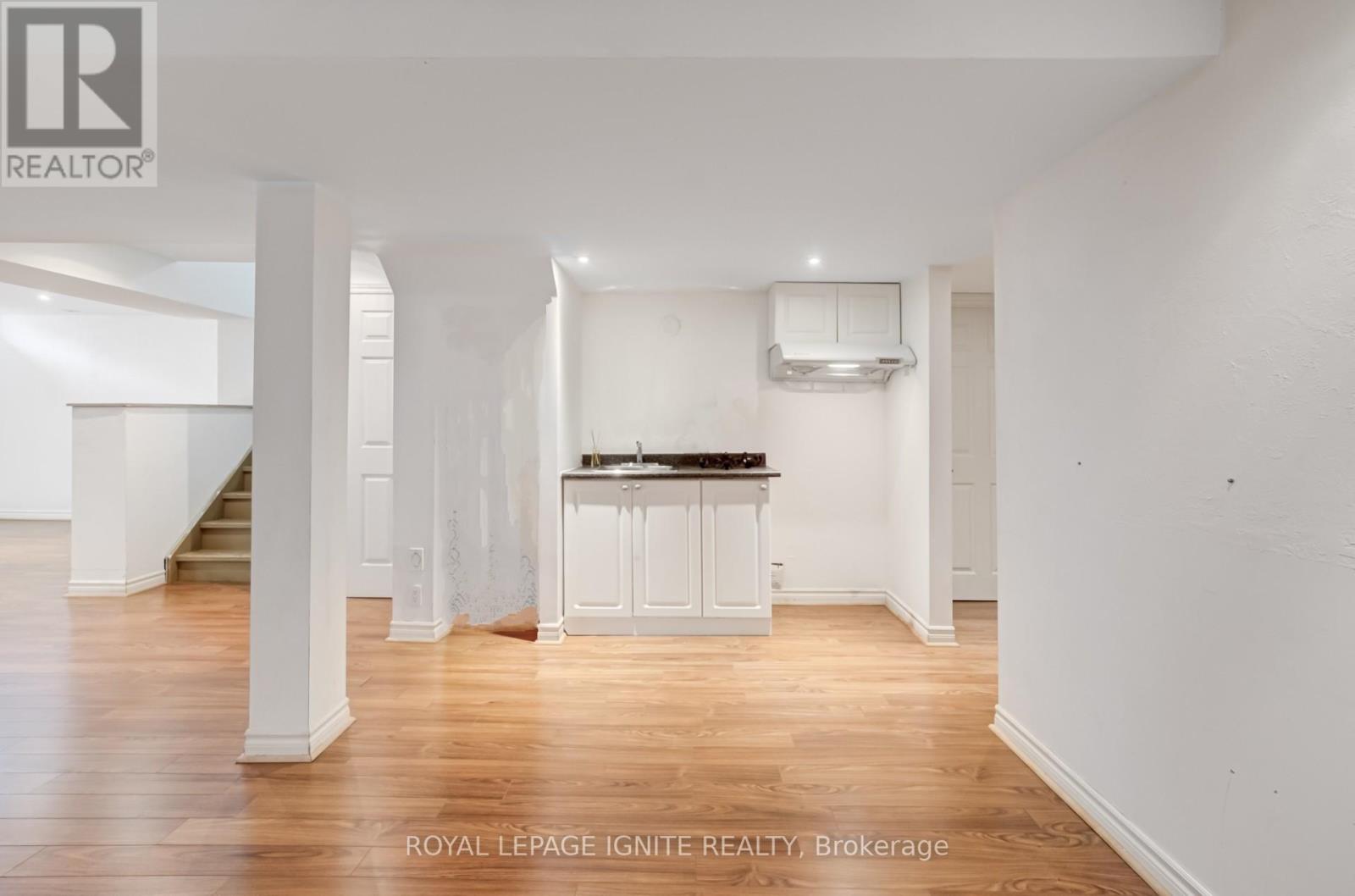 257 CRESTHAVEN RD