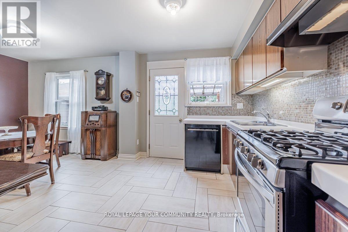 97 GILTSPUR DR