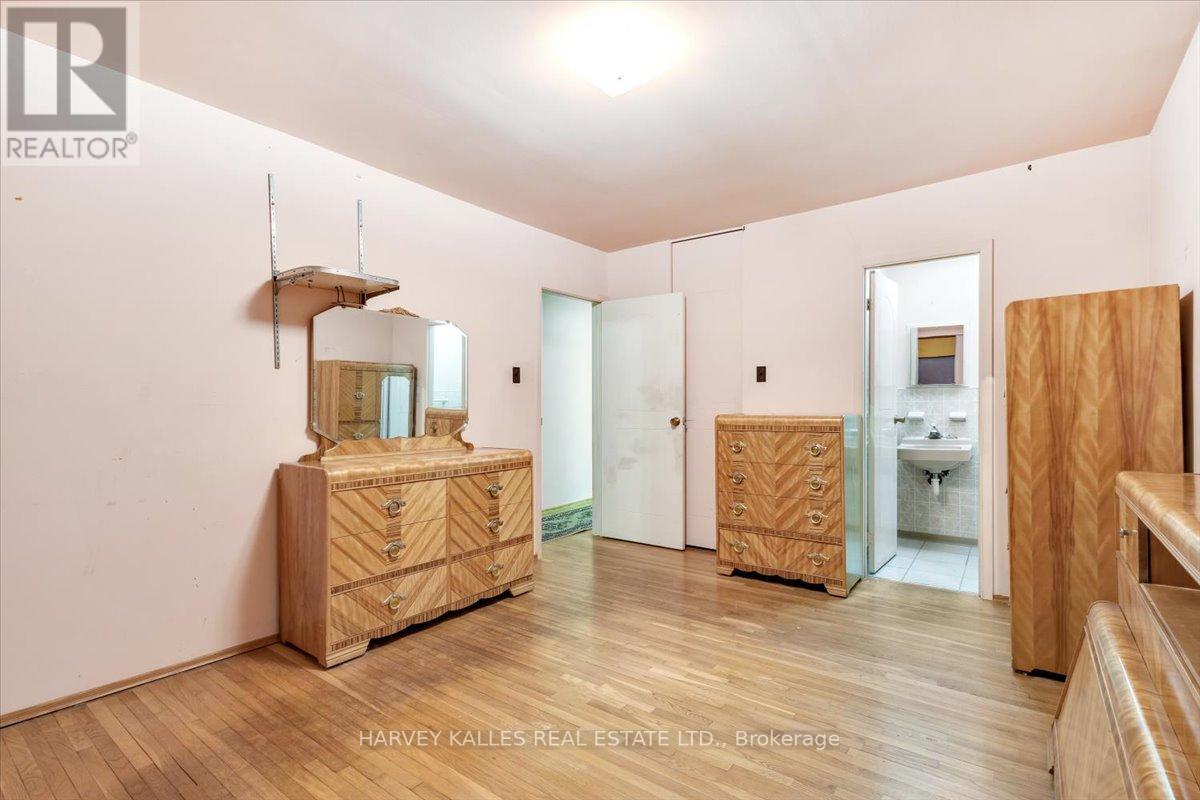 31 MADRON CRES