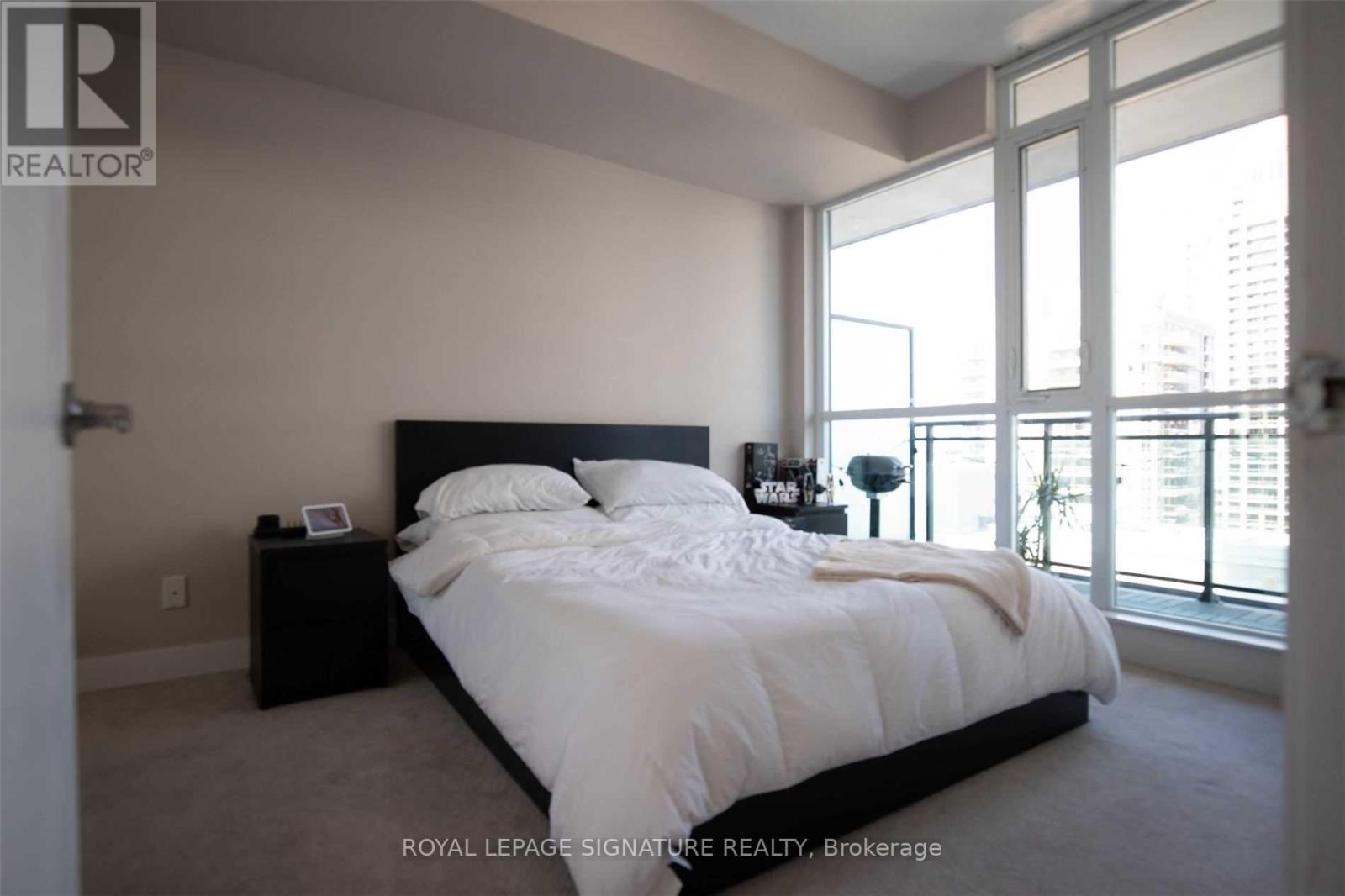 #910 -4070 CONFEDERATION PKWY, #910