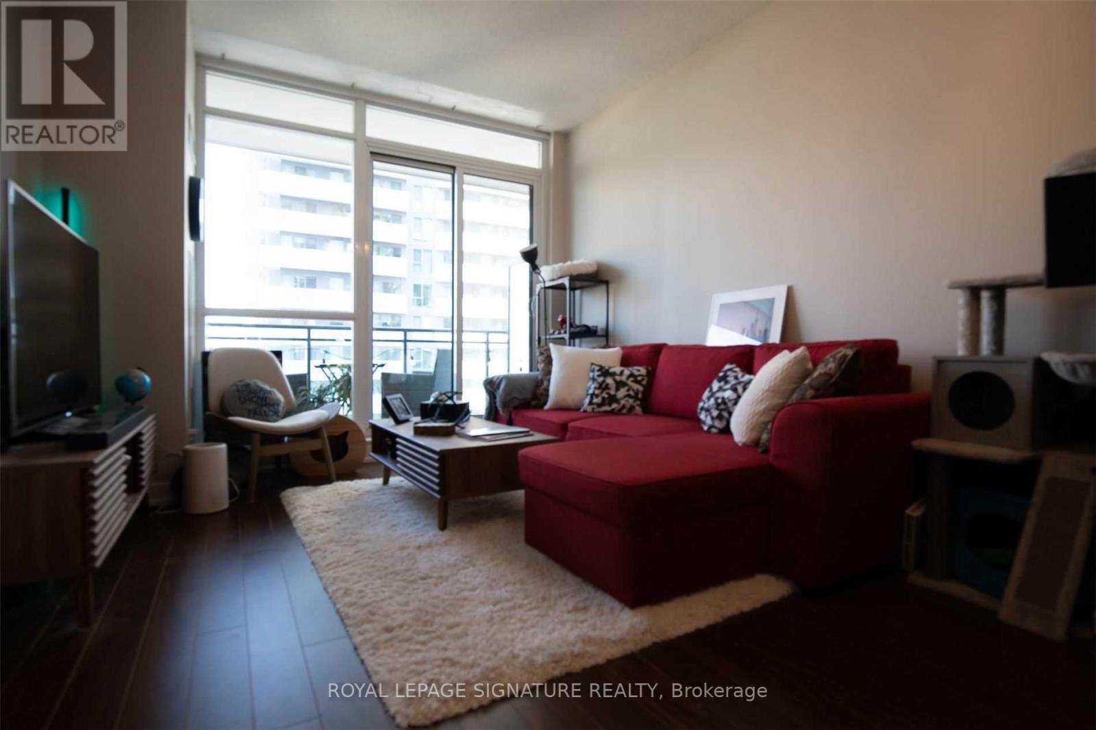 #910 -4070 CONFEDERATION PKWY, #910