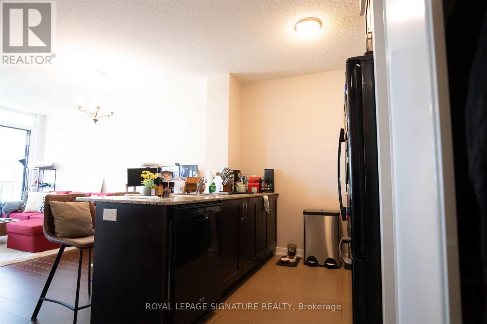 #910 -4070 CONFEDERATION PKWY, #910