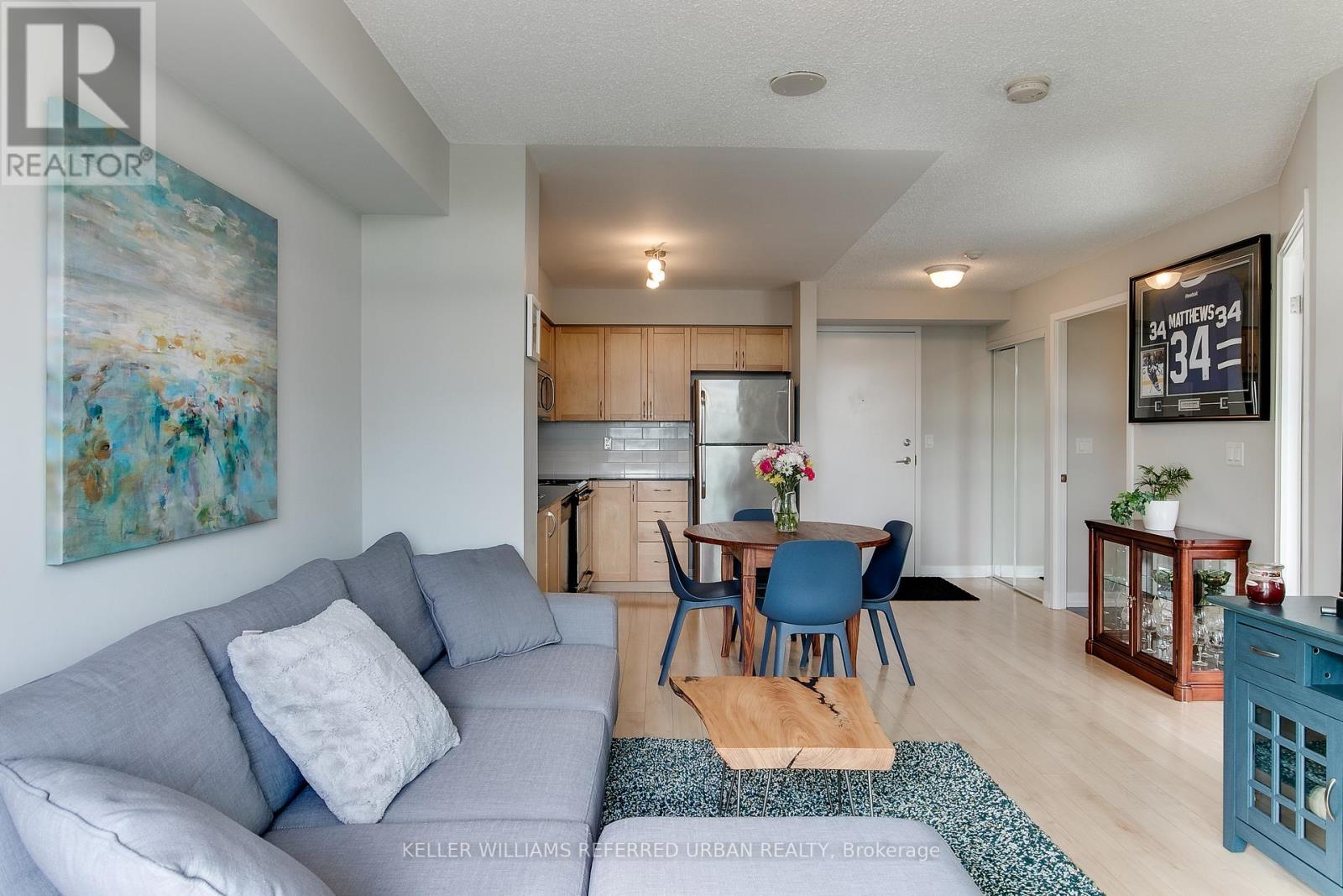 #206 -812 LANSDOWNE AVE, #206