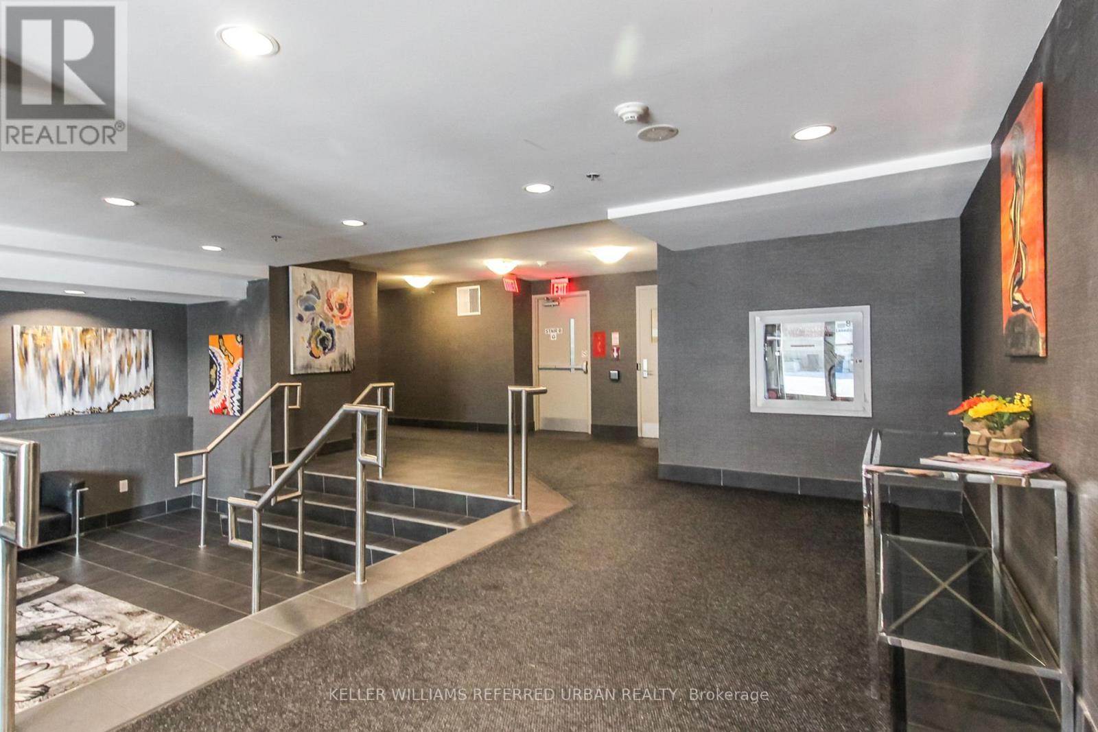 #206 -812 LANSDOWNE AVE, #206