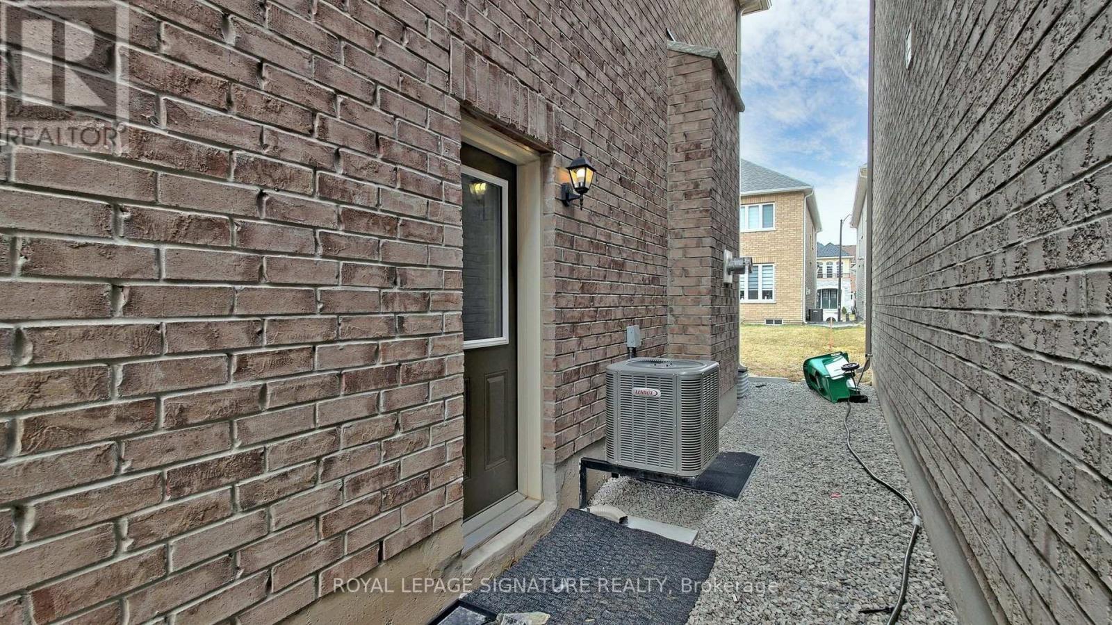 #BSMT -138 FINEGAN CIRC, #Bsmt