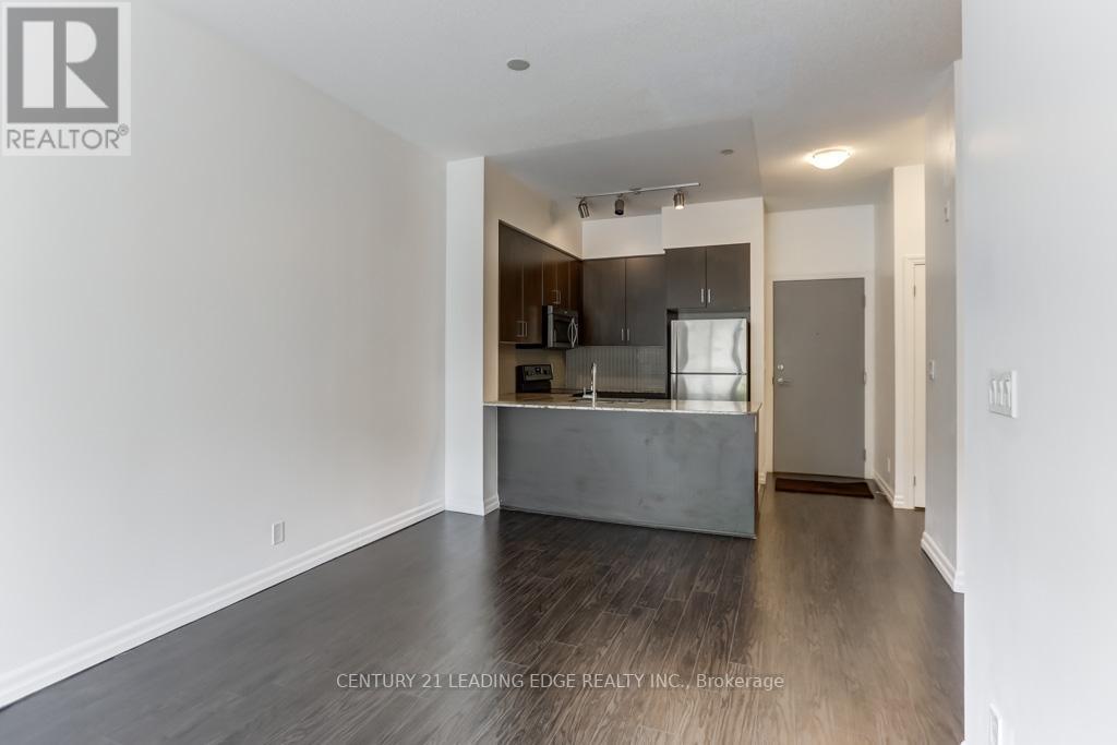 #107 -80 ESTHER LORRIE DR, #107