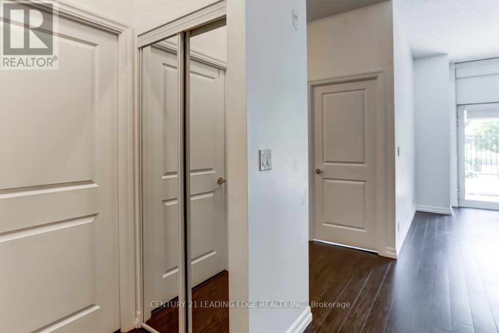 #107 -80 ESTHER LORRIE DR, #107