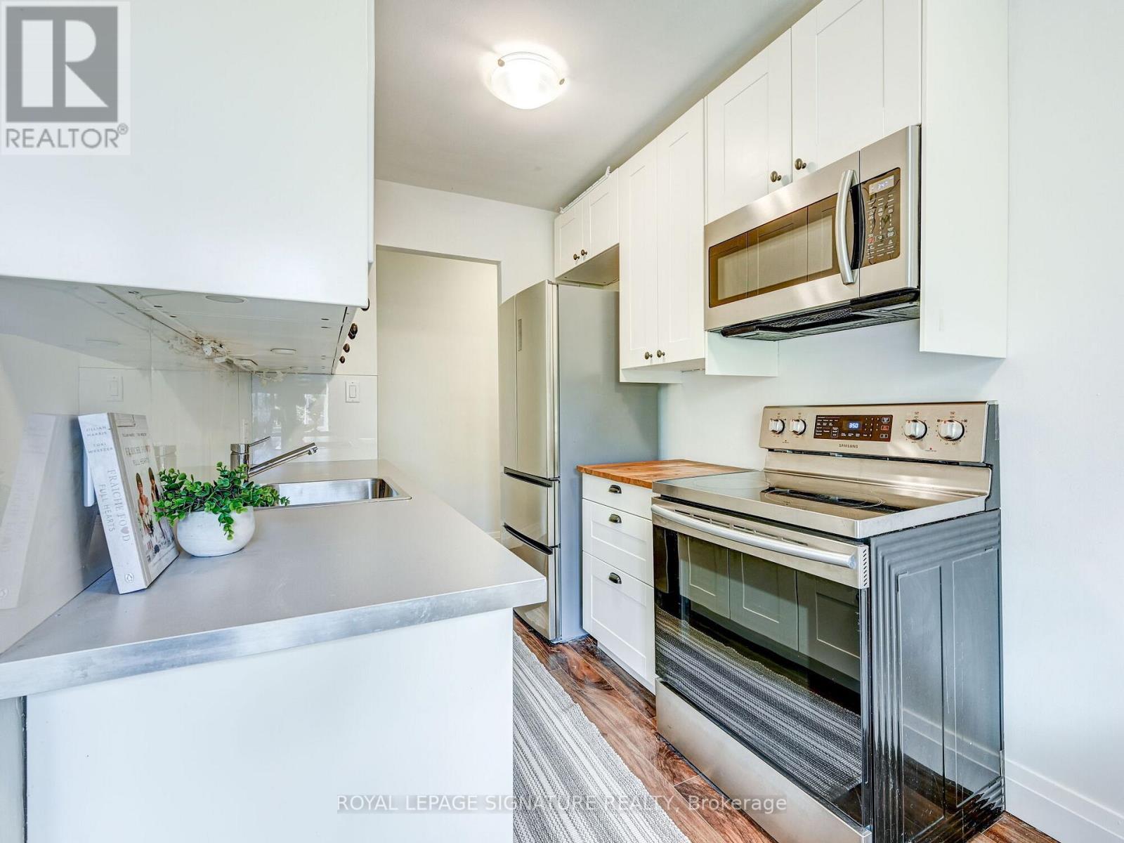 40 CAVELL AVE