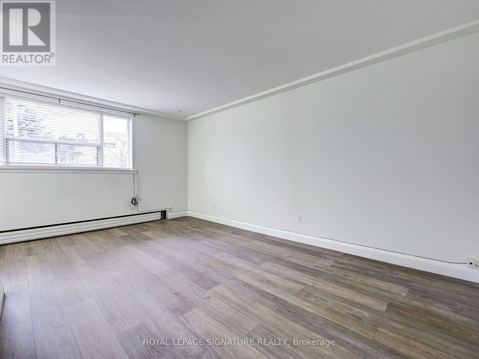 40 CAVELL AVE
