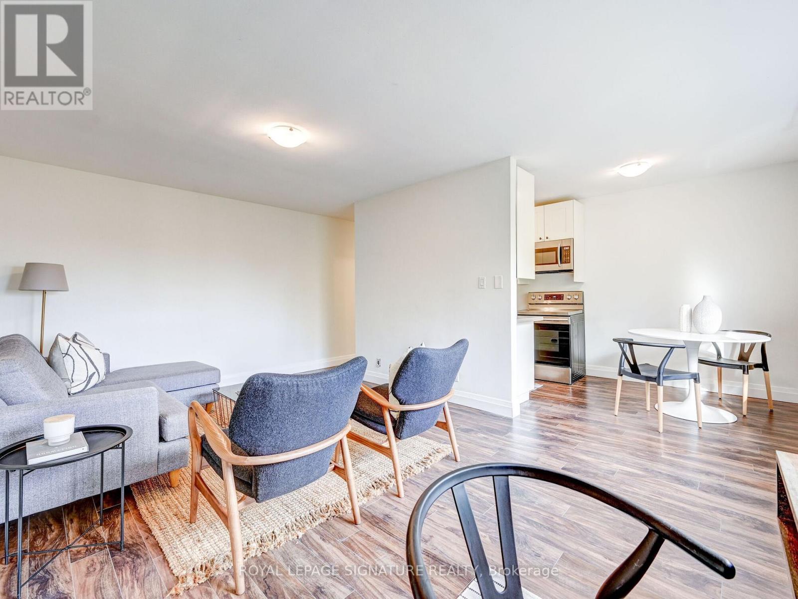 40 CAVELL AVE