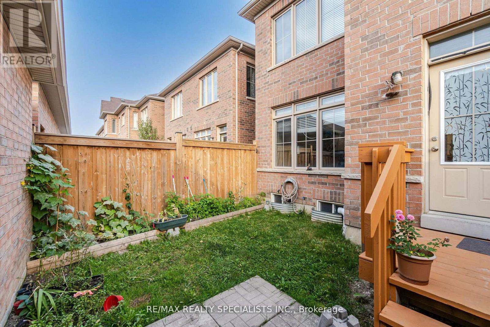 238 INSPIRE BLVD