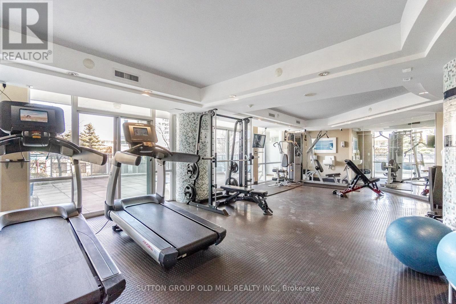 #2409 -3939 DUKE OF YORK BLVD, #2409