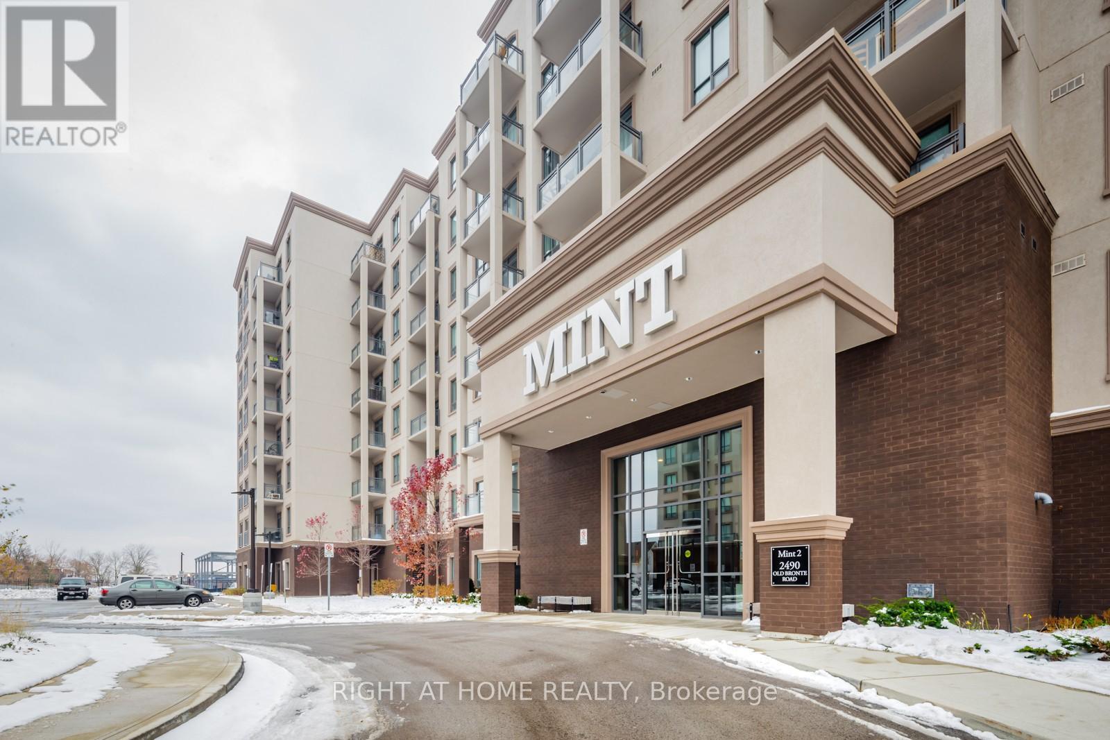 #721 -2490 OLD BRONTE RD, #721