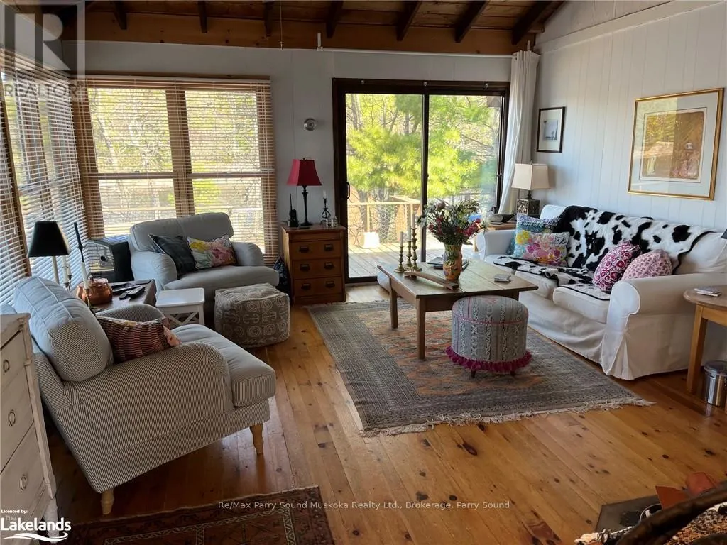 1260 GEORGIAN BAY