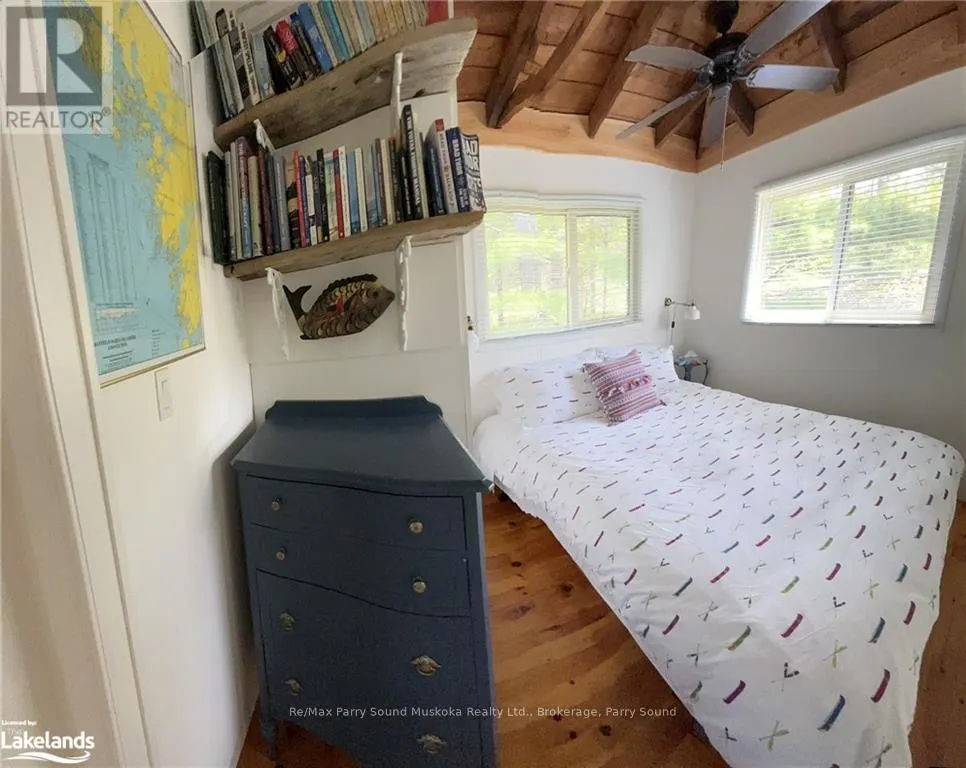 1260 GEORGIAN BAY