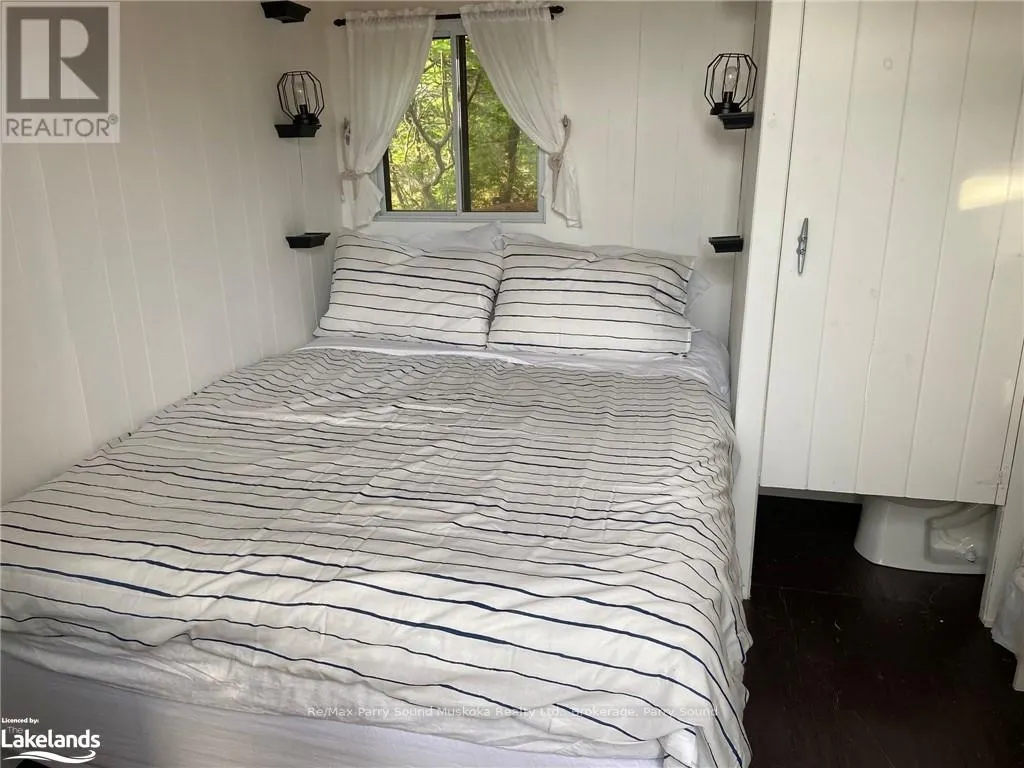 1260 GEORGIAN BAY