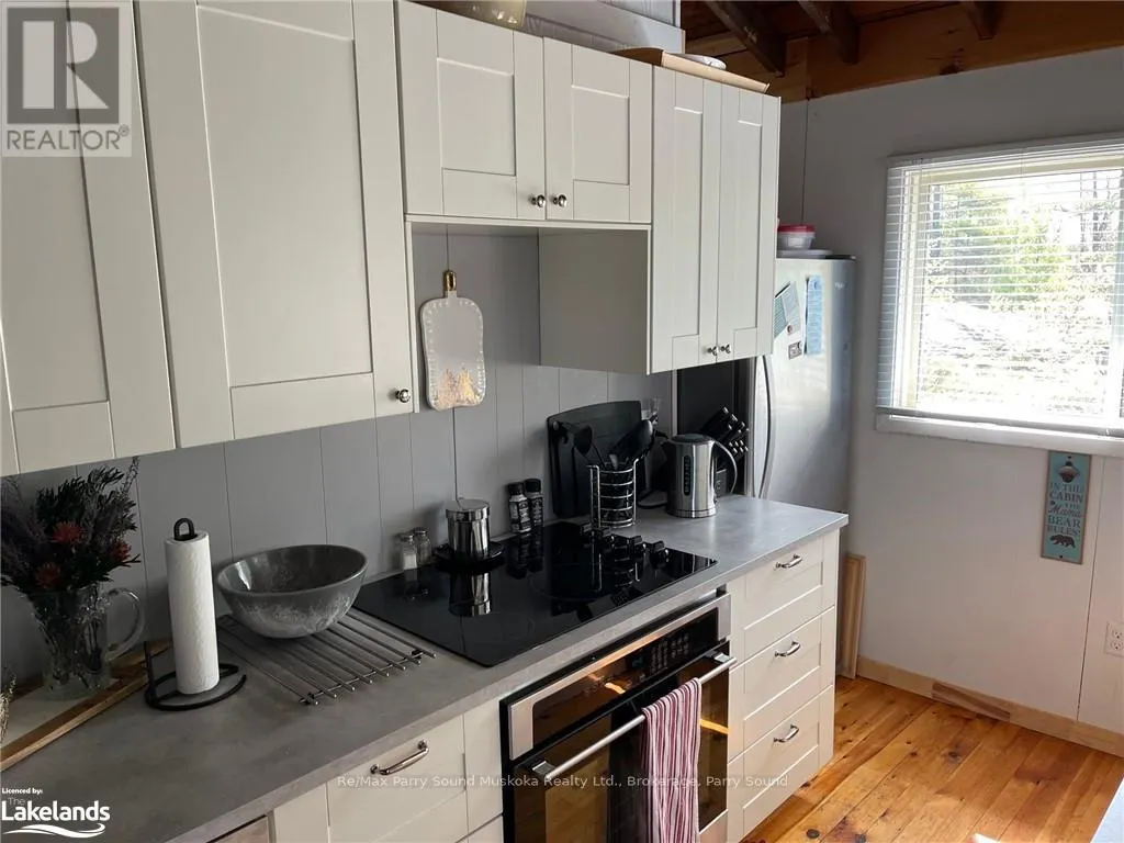 1260 GEORGIAN BAY