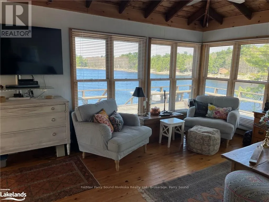 1260 GEORGIAN BAY