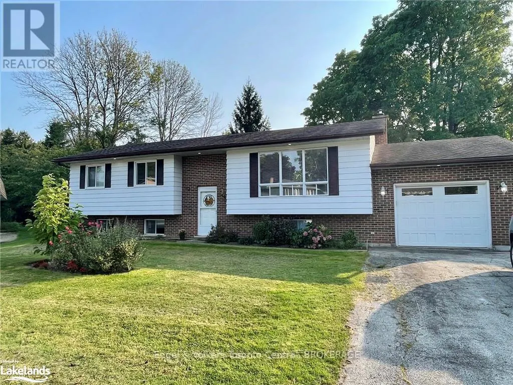 33 CENTENNIAL HEIGHTS COURT
