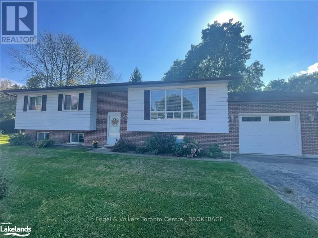 33 CENTENNIAL HEIGHTS COURT