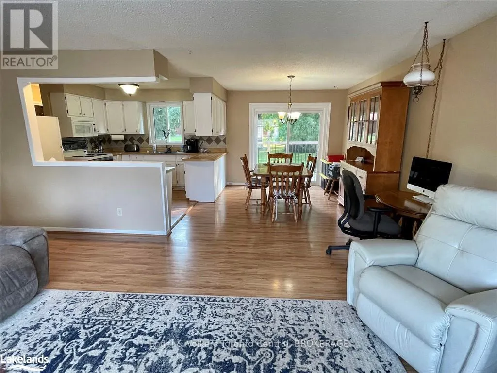 33 CENTENNIAL HEIGHTS COURT