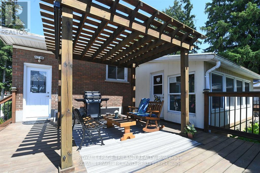 5103 DUNDAS STREET