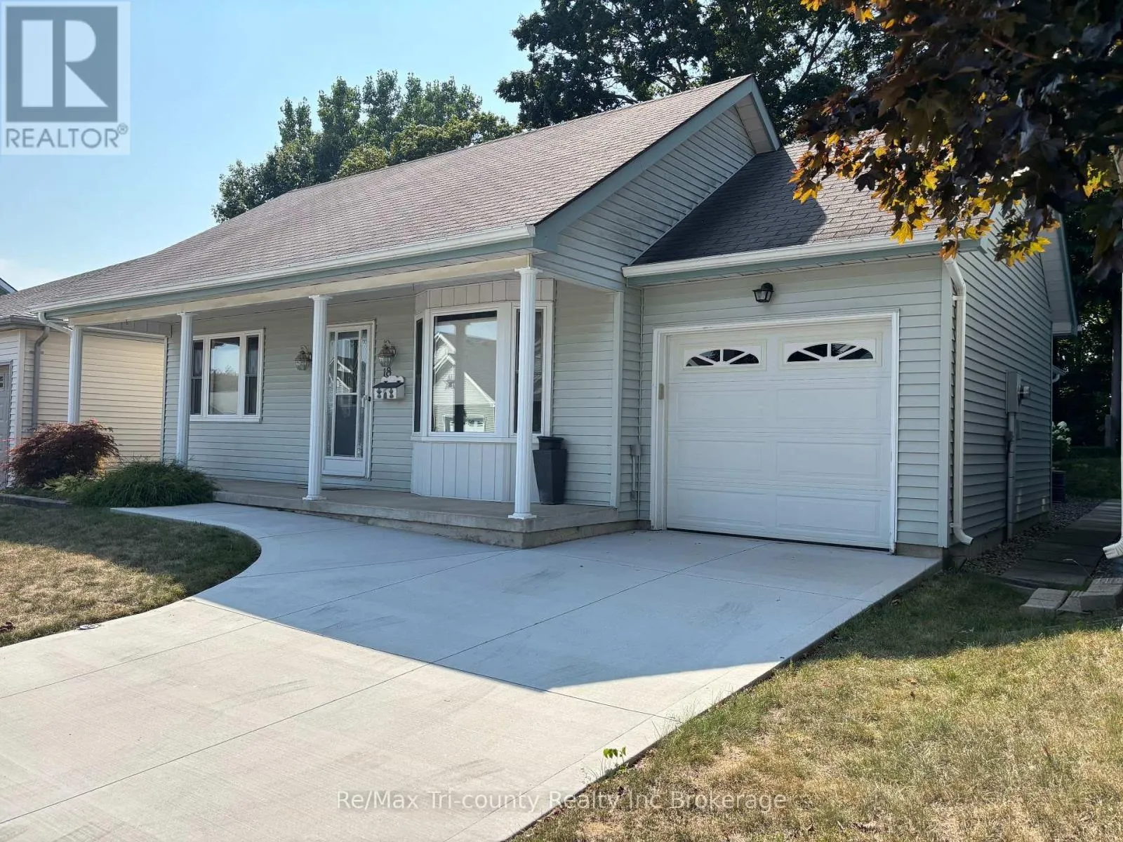 18 WILKINS CRESCENT