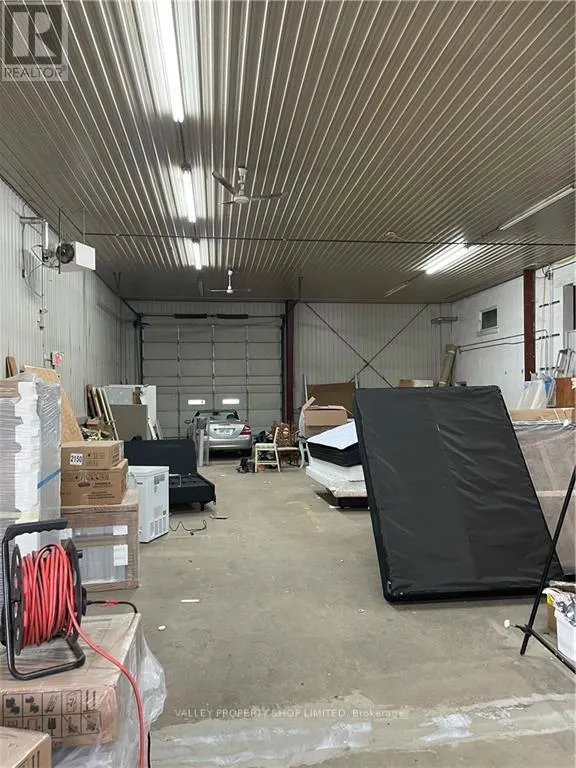 3532 PETAWAWA BOULEVARD