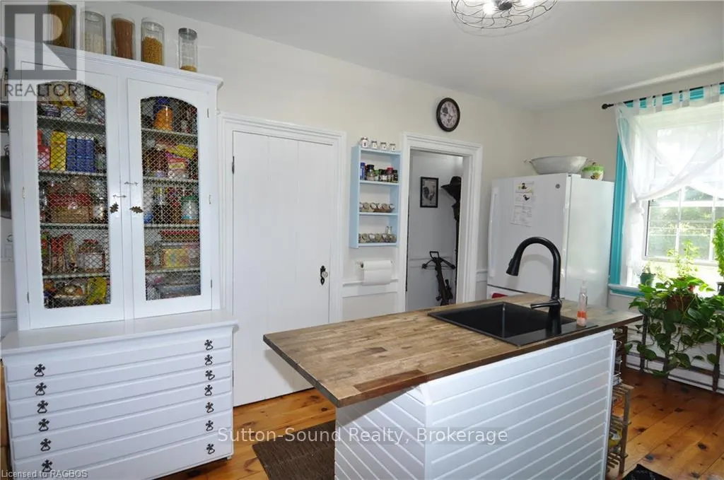 598476 2ND CONCESSION NORTH
