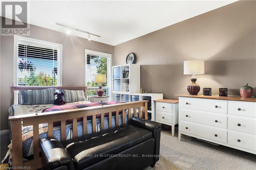407047 GREY ROAD 4
