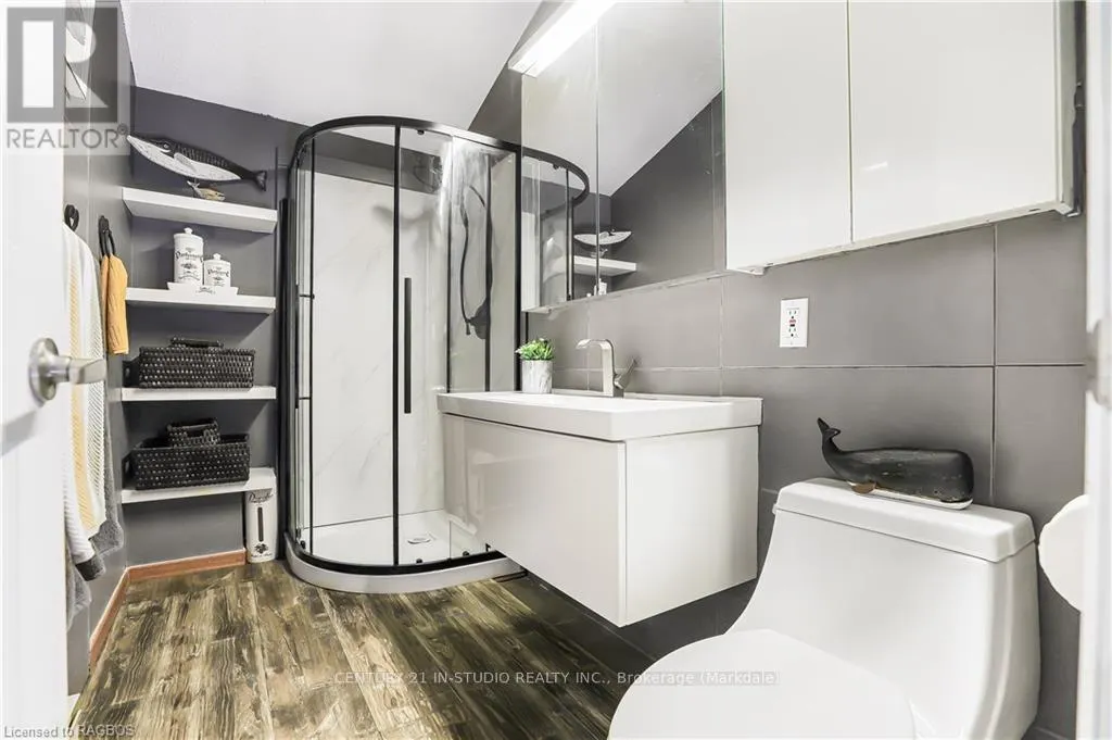 407047 GREY ROAD 4