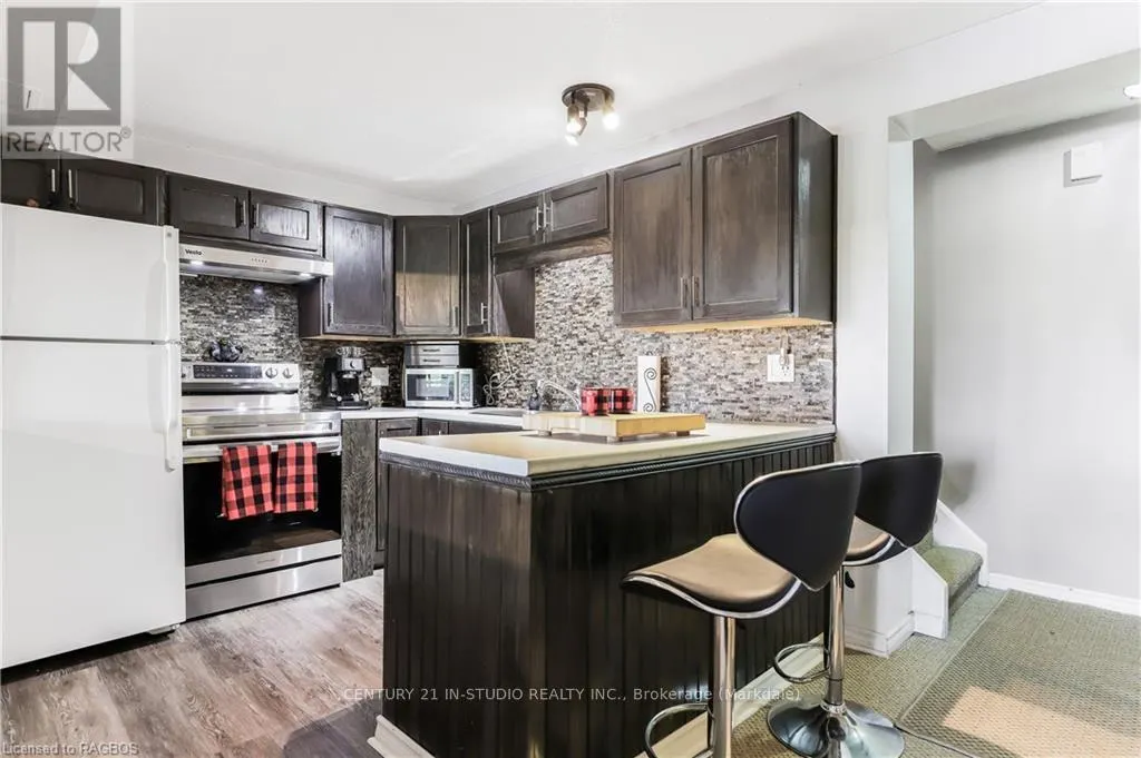 407047 GREY ROAD 4
