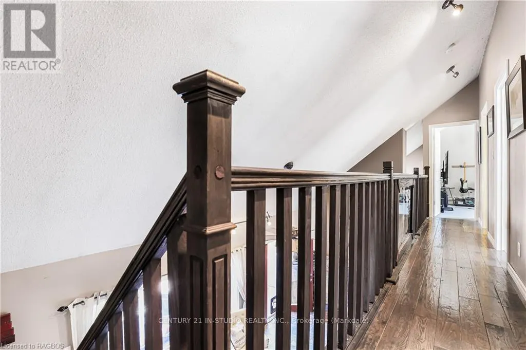 407047 GREY ROAD 4