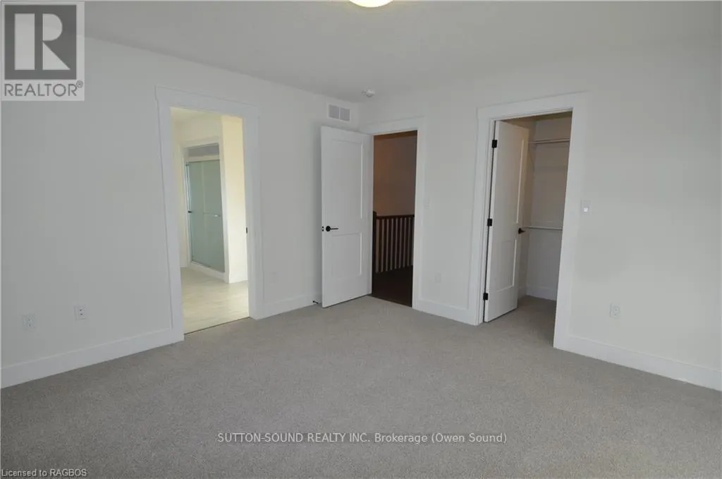 642 8TH STREET W