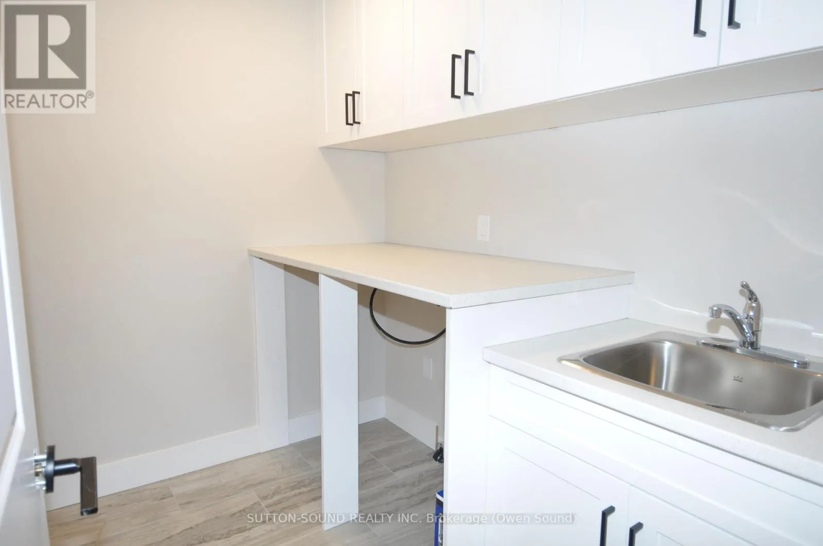 622 8TH STREET W