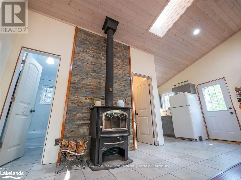 22428 GEORGIAN BAY SHORE