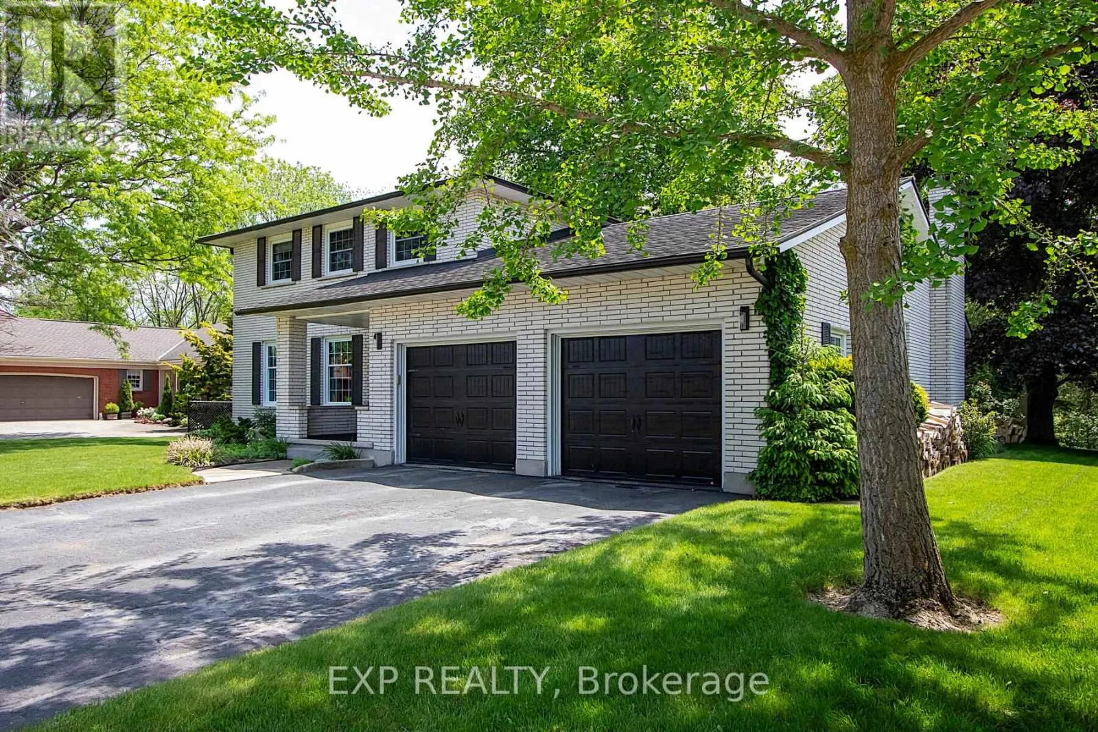 25 DEMEYERE AVENUE