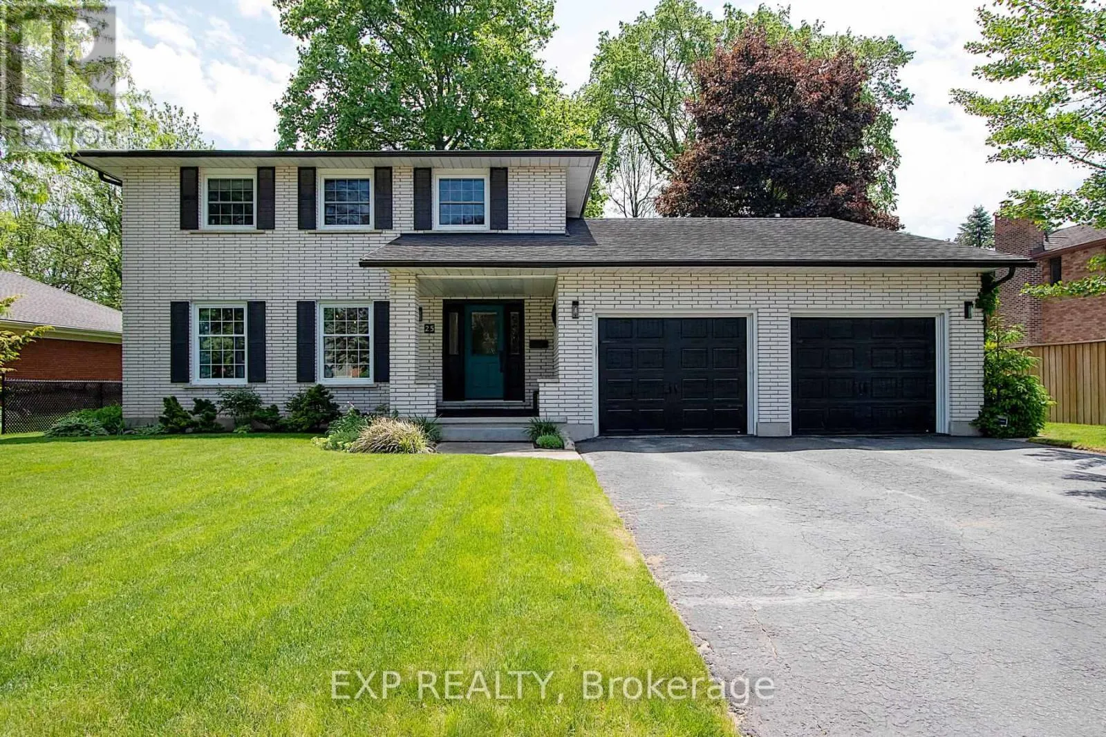 25 DEMEYERE AVENUE