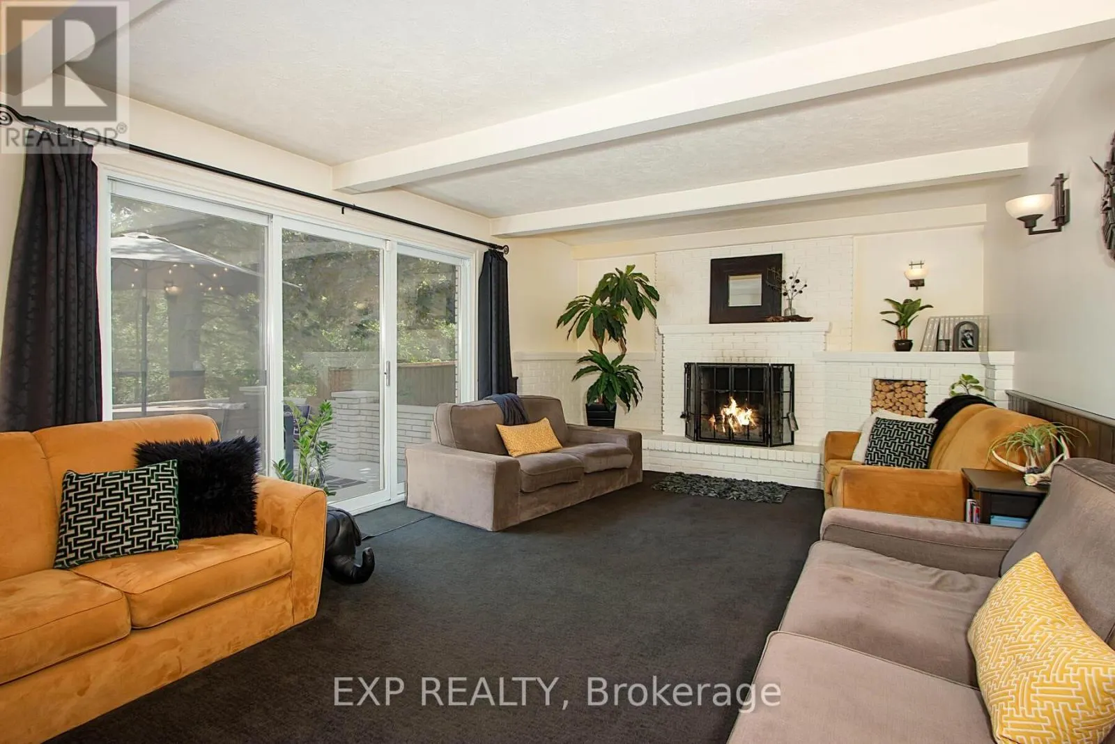 25 DEMEYERE AVENUE