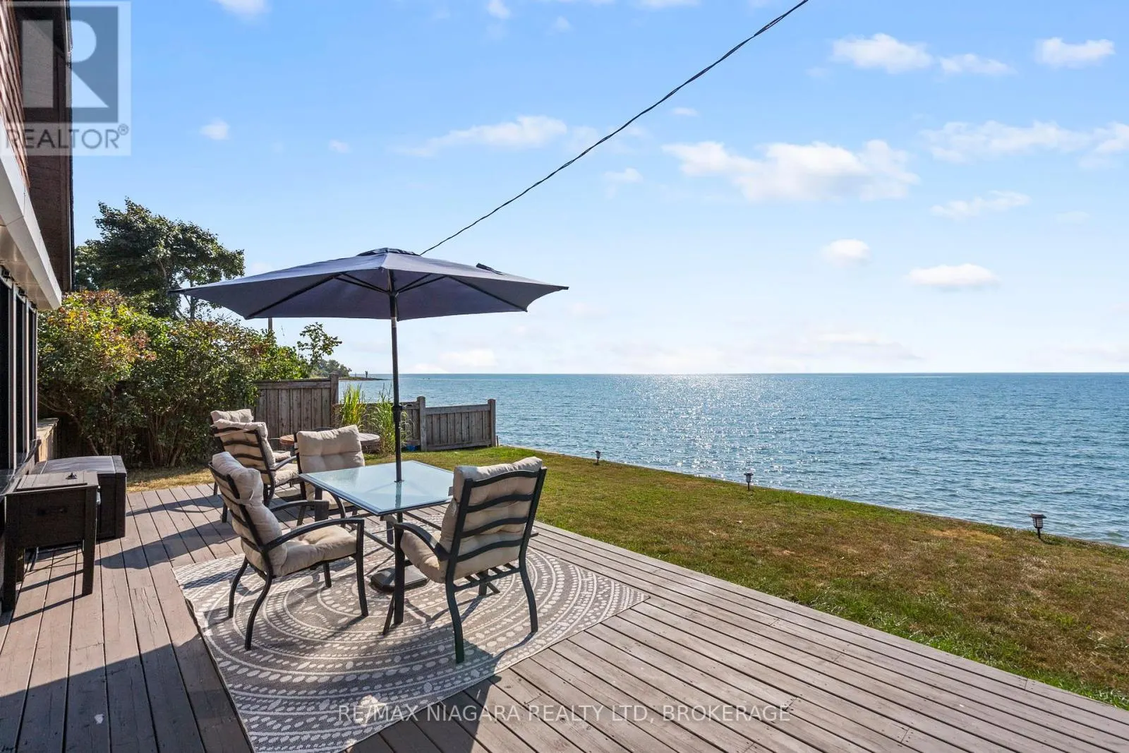 10959 LAKESHORE ROAD