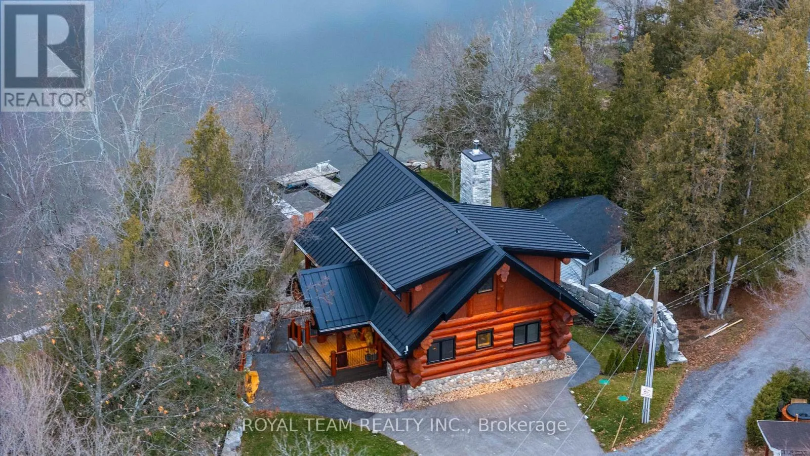 206 DUNFORDS LANE