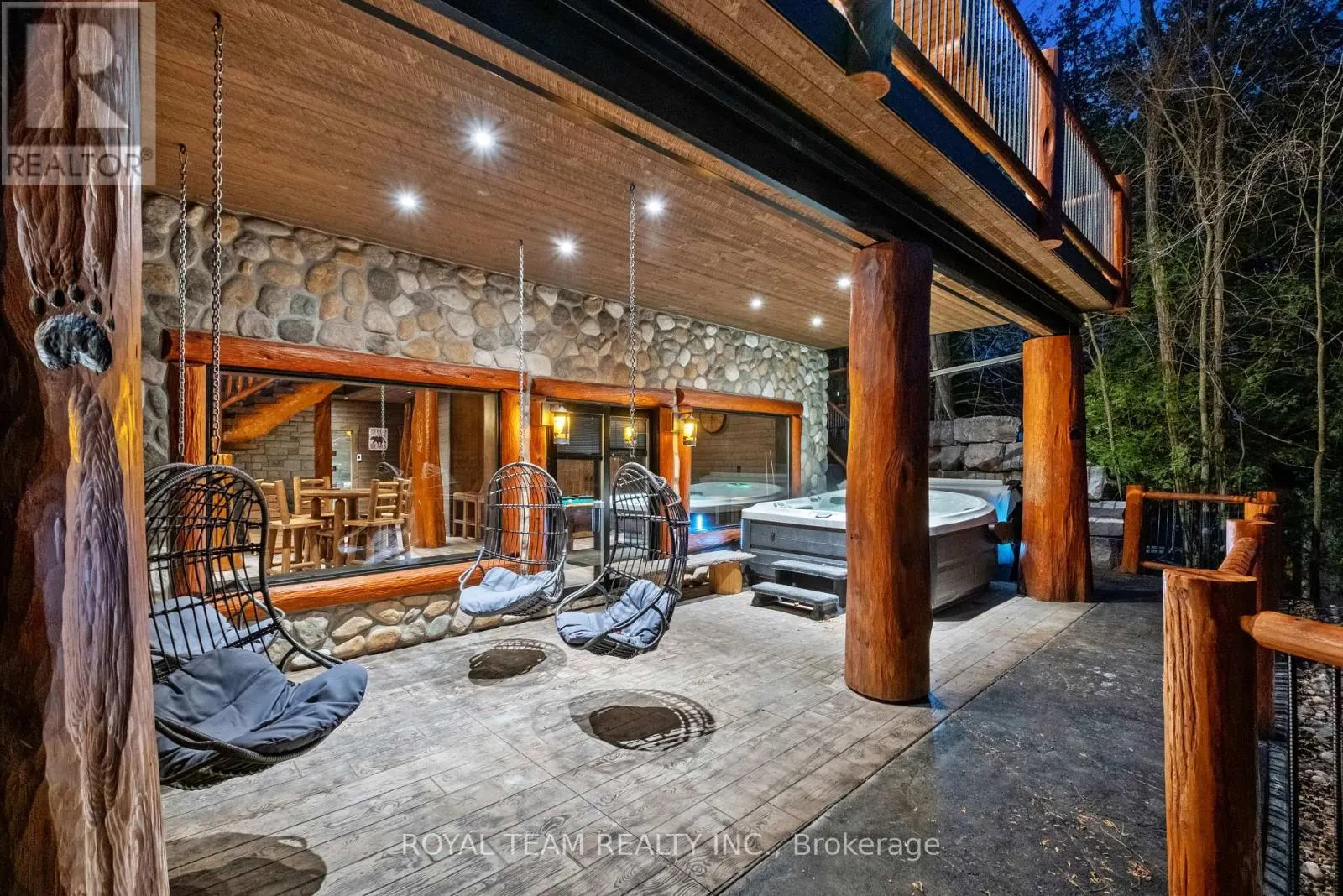 206 DUNFORDS LANE
