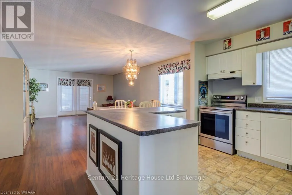 5 ARMSTRONG DRIVE